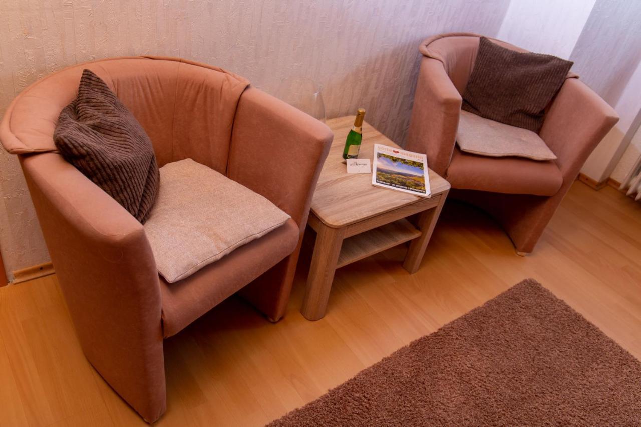 مبيت وإفطار زلتنغن راختخ Moselhaus المظهر الخارجي الصورة