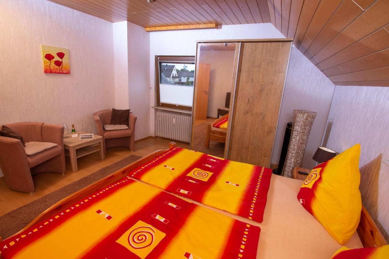 مبيت وإفطار زلتنغن راختخ Moselhaus المظهر الخارجي الصورة